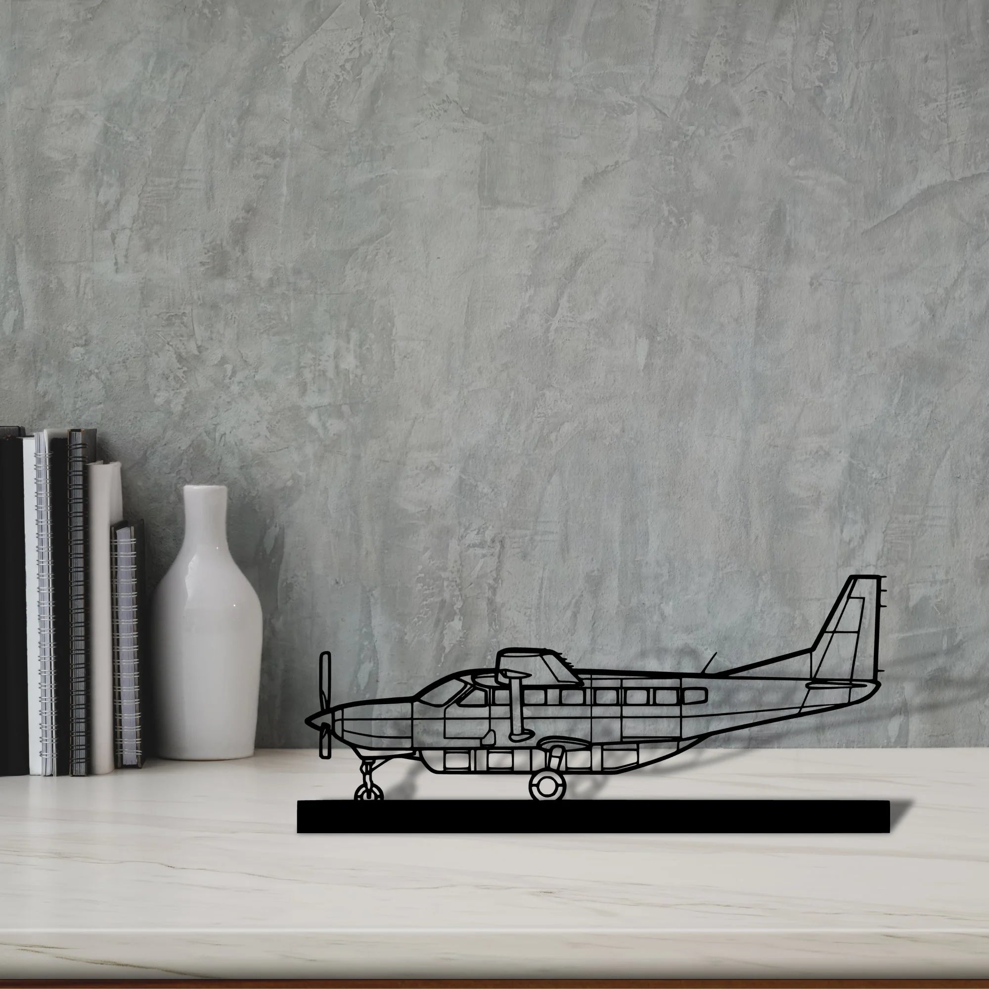 208-caravan Silhouette Metal Art Stand - Aero Silhouette