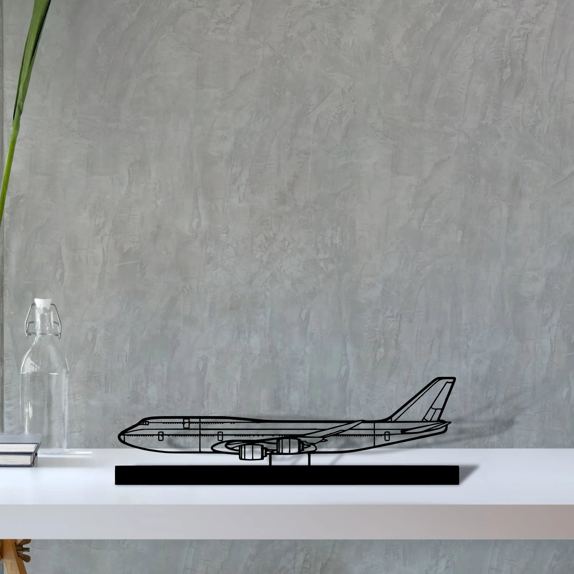 747-8 Silhouette Metal Art Stand - Aero Silhouette