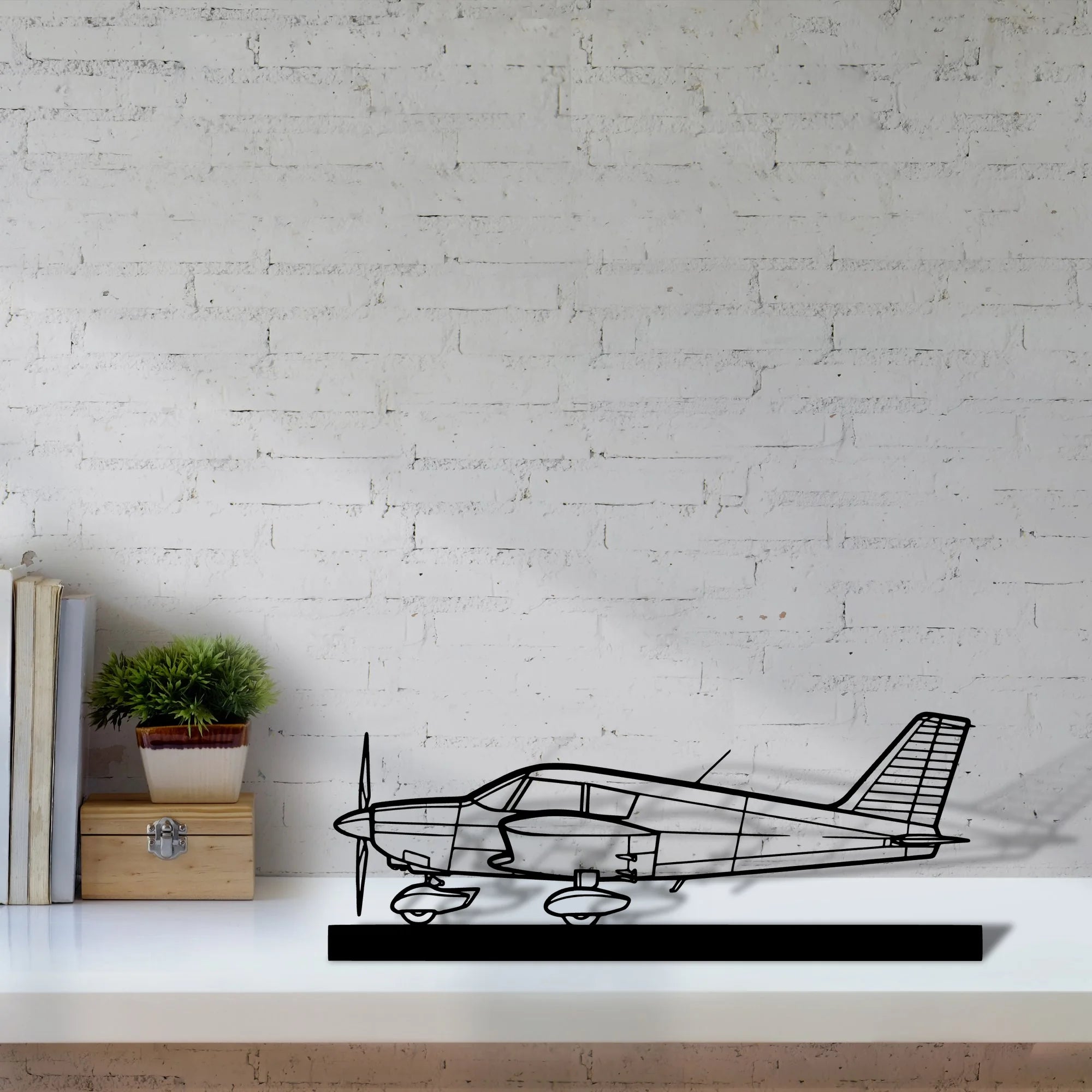 cherokee-pa-28-140 Silhouette Metal Art Stand - Aero Silhouette
