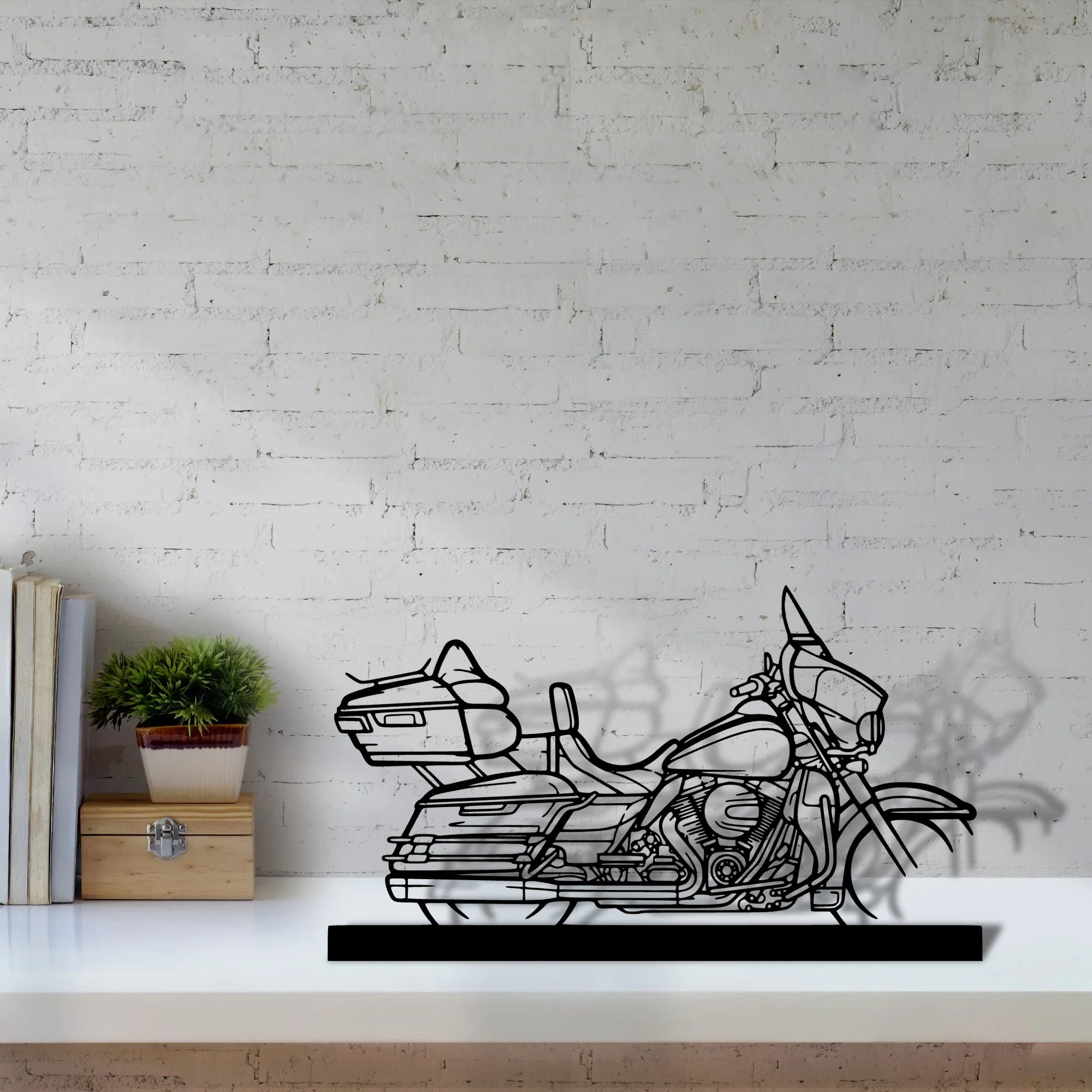 electra-glide-2 Silhouette Metal Art Stand - Aero Silhouette
