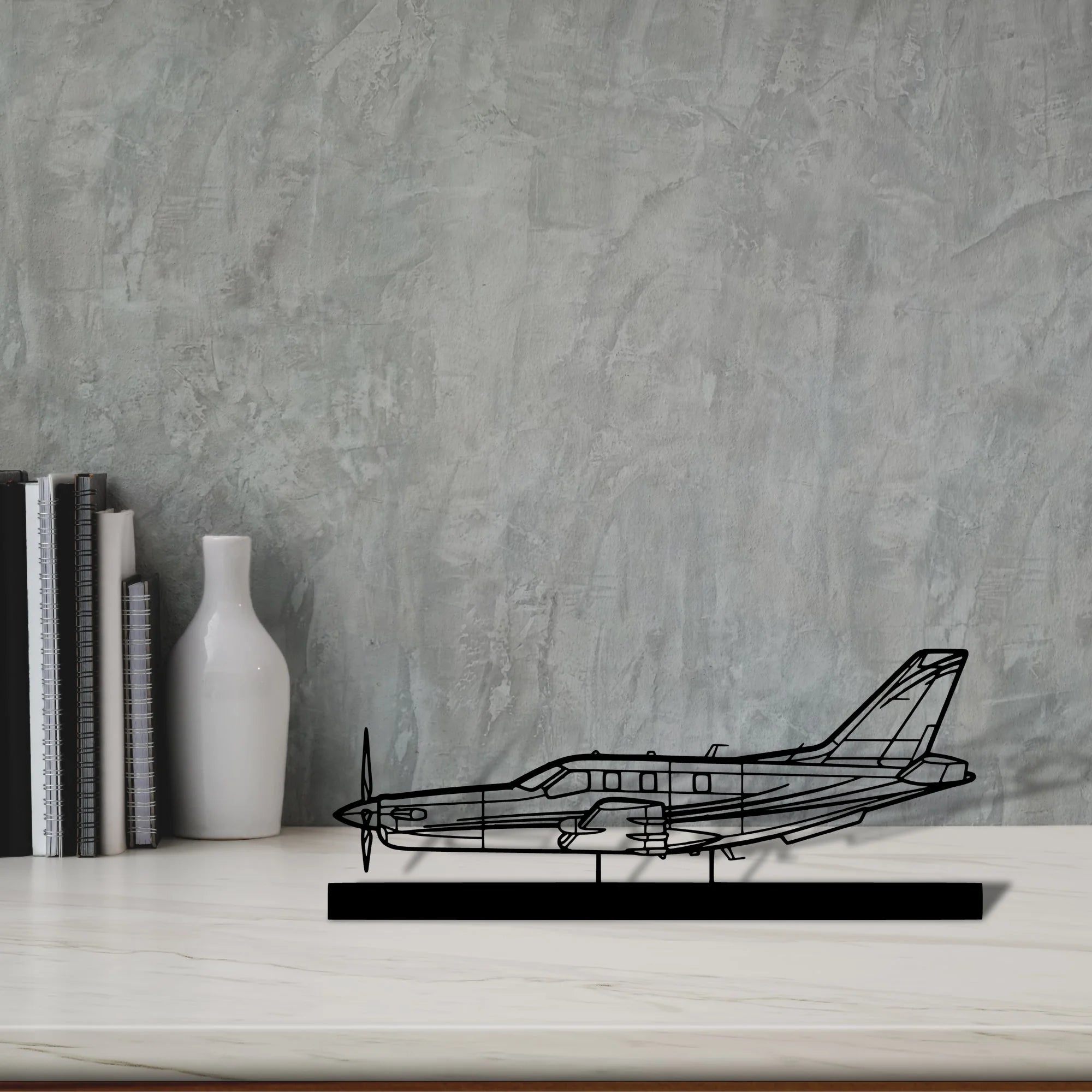 tbm-850-2 Silhouette Metal Art Stand - Aero Silhouette