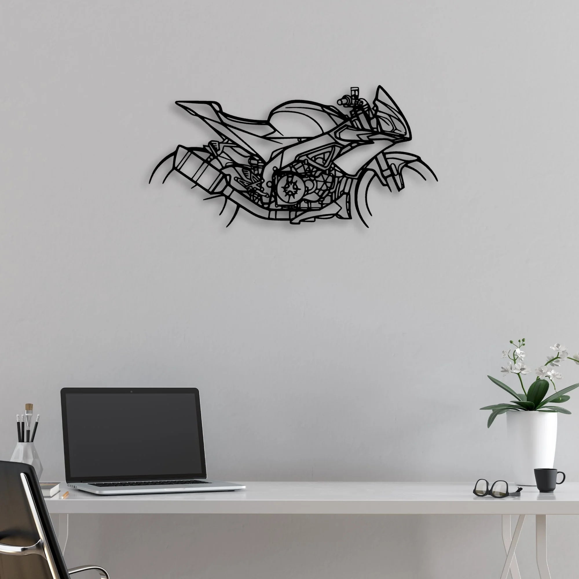 Tuono 2018 Classic Motorcycle Silhouette Metal Wall Art - Moto Garage Decor