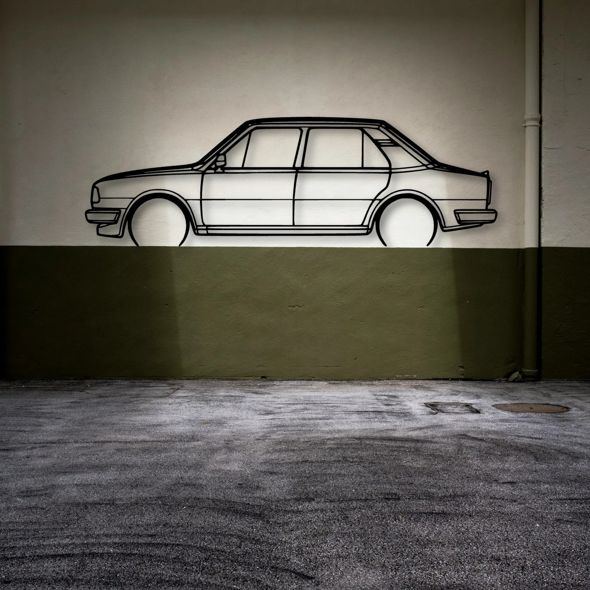 120L 1986 Classic Silhouette Metal Wall Art - Automotive Garage Decor