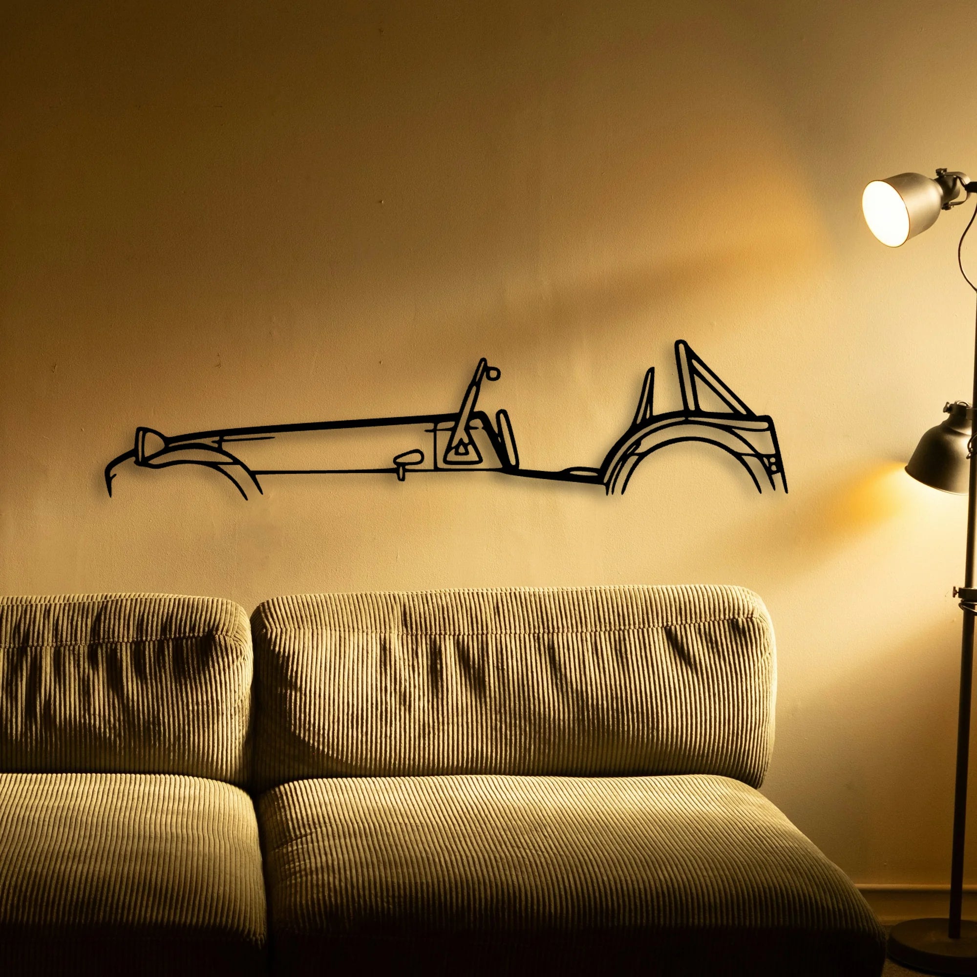620R 2013 Classic Silhouette Metal Wall Art - Automotive Garage Decor