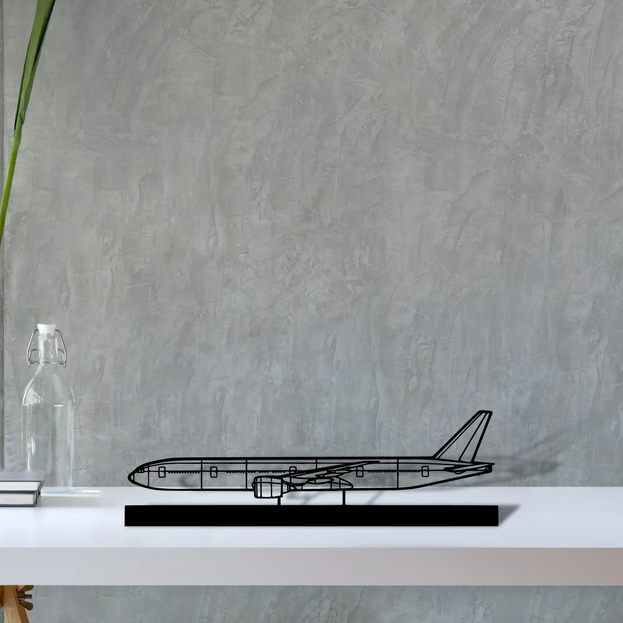 777-300er Silhouette Metal Art Stand - Aero Silhouette