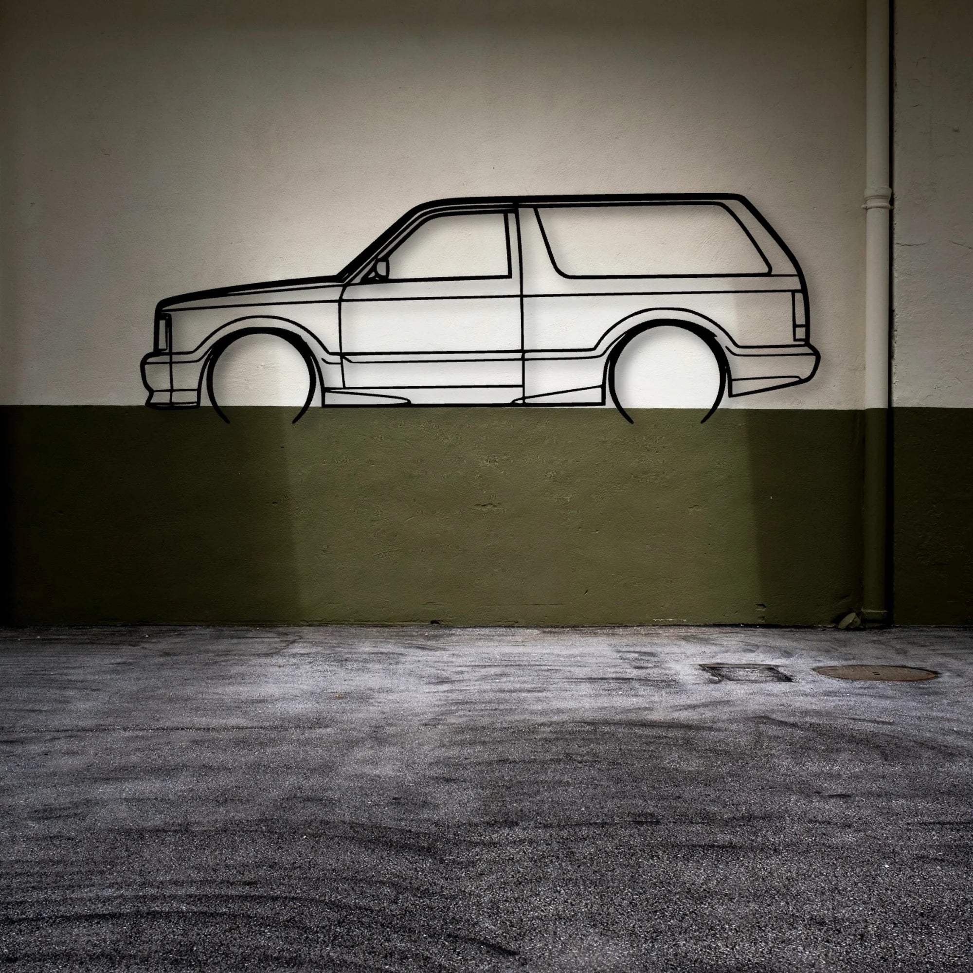 93 Typ 2 Classic Silhouette Metal Wall Art - Automotive Garage Decor