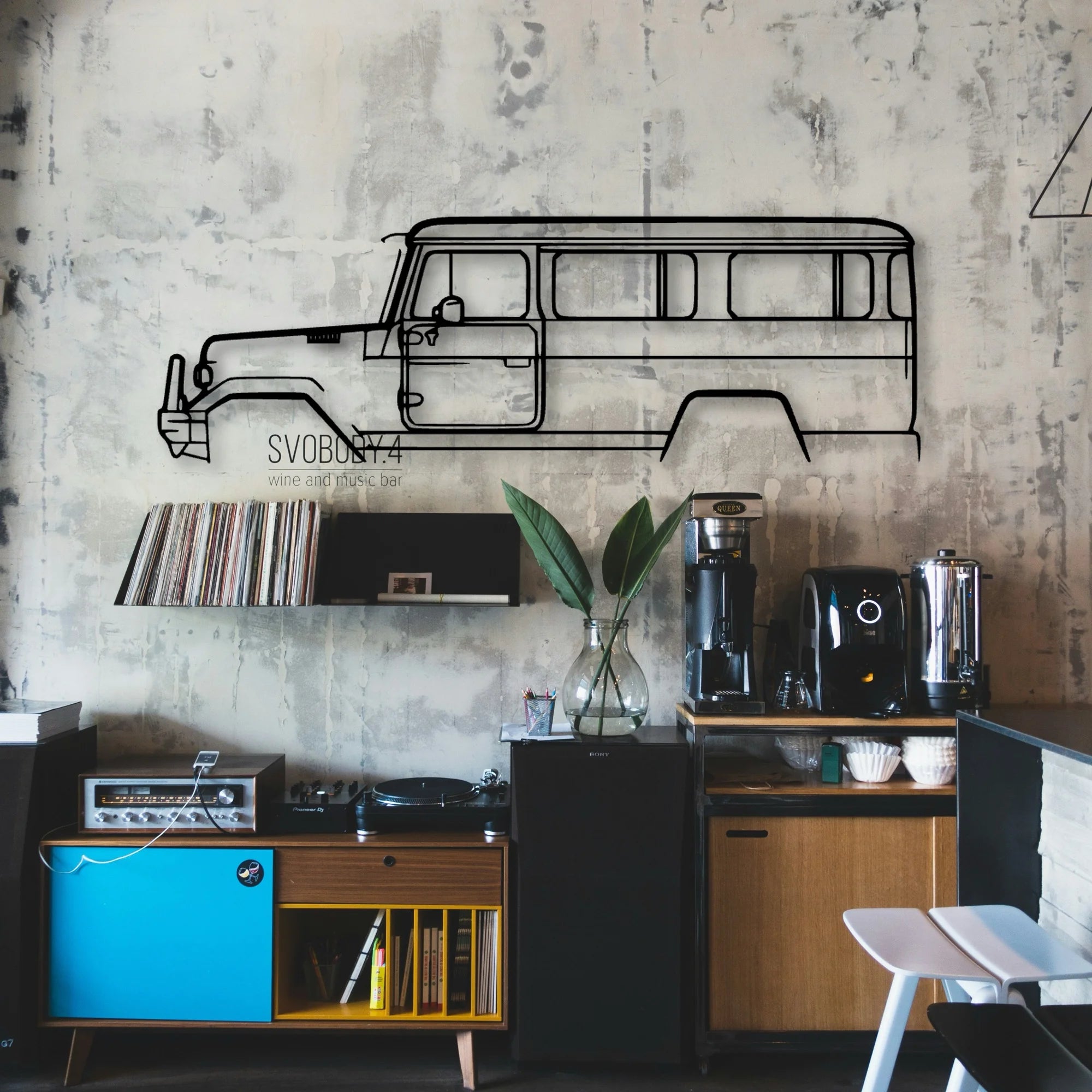BJ45 1984 Classic Silhouette Metal Wall Art - Automotive Garage Decor