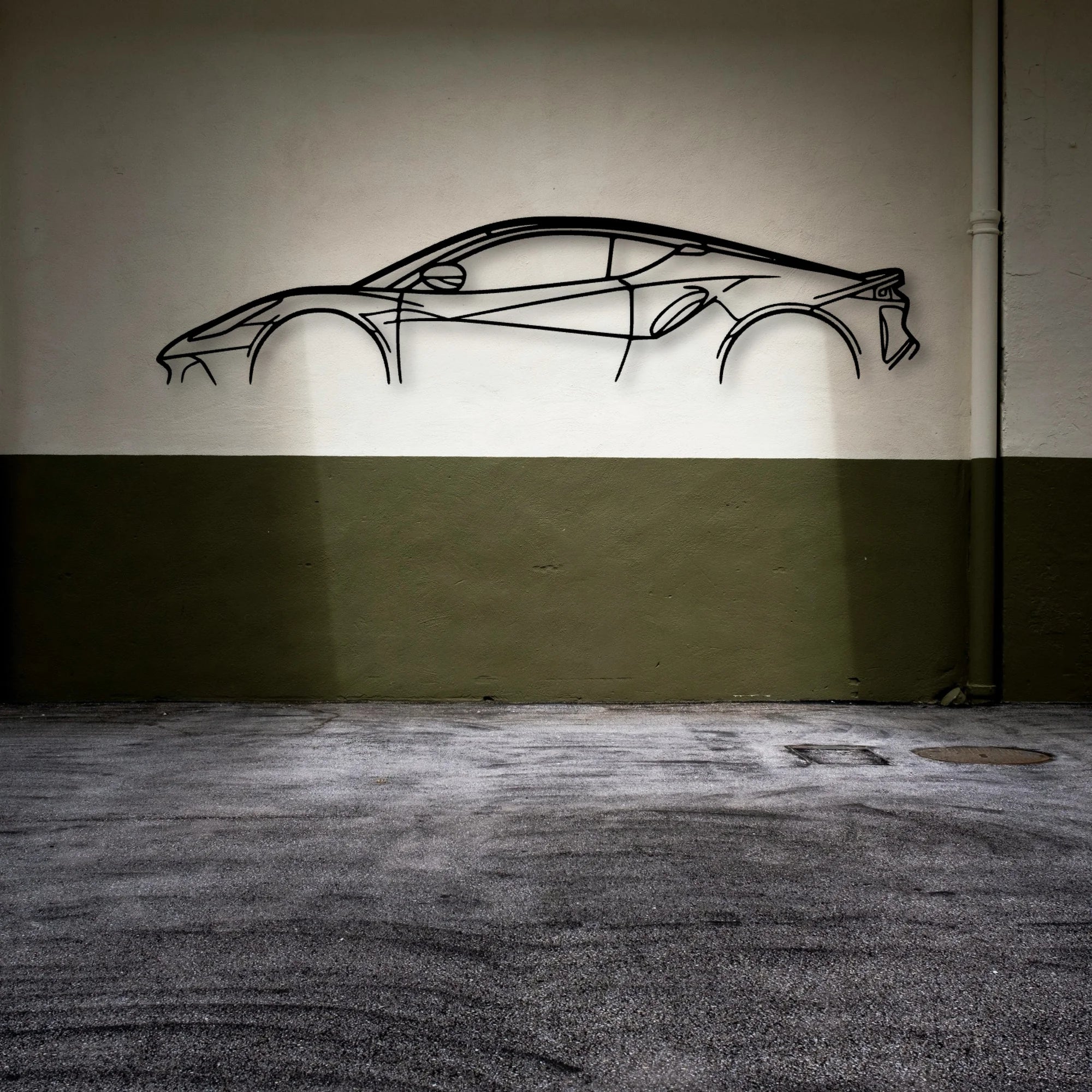 EMIRA Classic Silhouette Metal Wall Art - Automotive Garage Decor