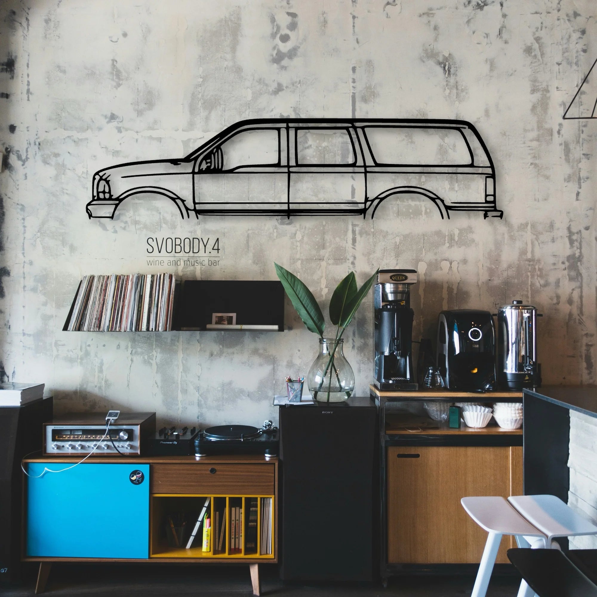 Excursion 2003 Classic Silhouette Metal Wall Art - Automotive Garage Decor