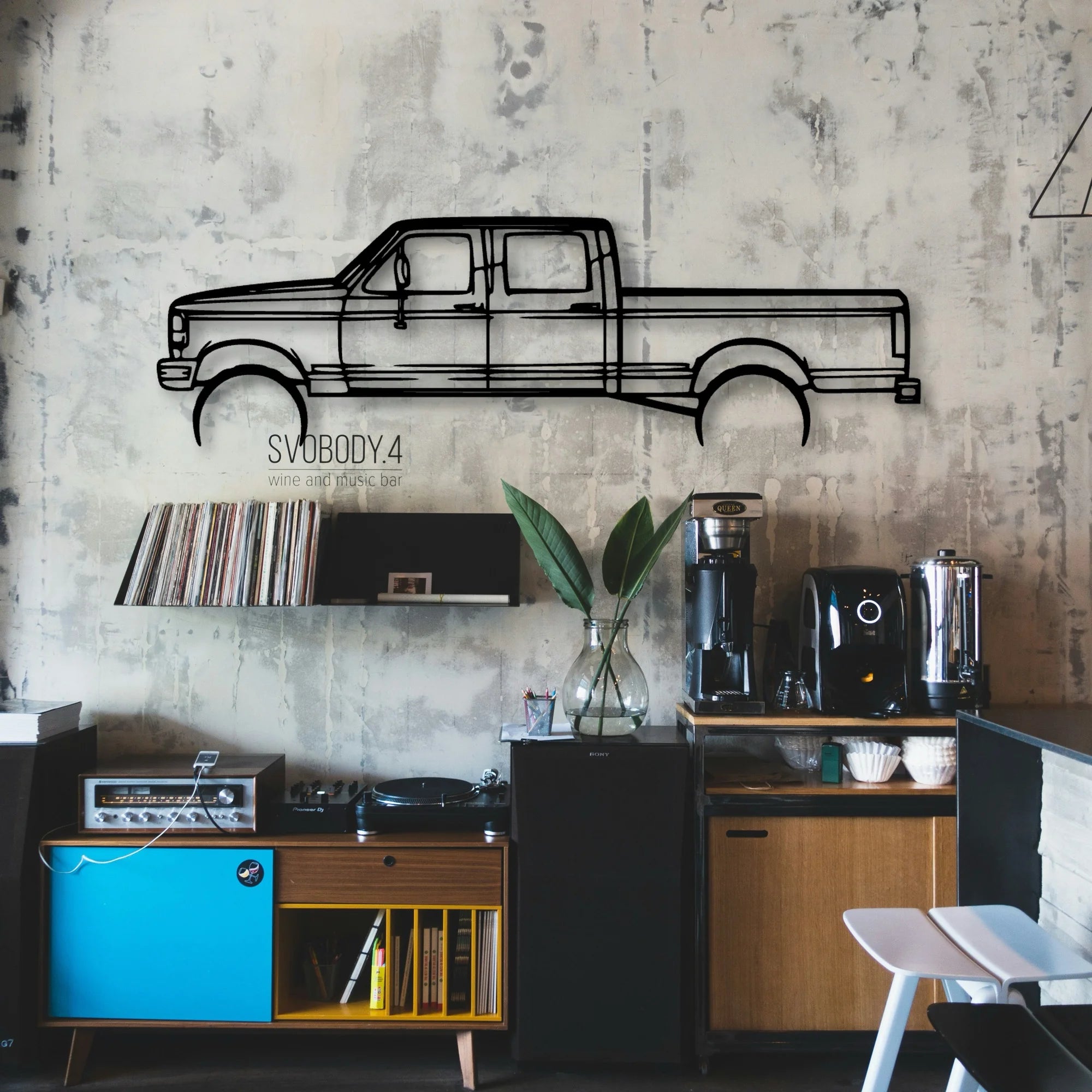 F 250 1997 Classic Silhouette Metal Wall Art - Automotive Garage Decor