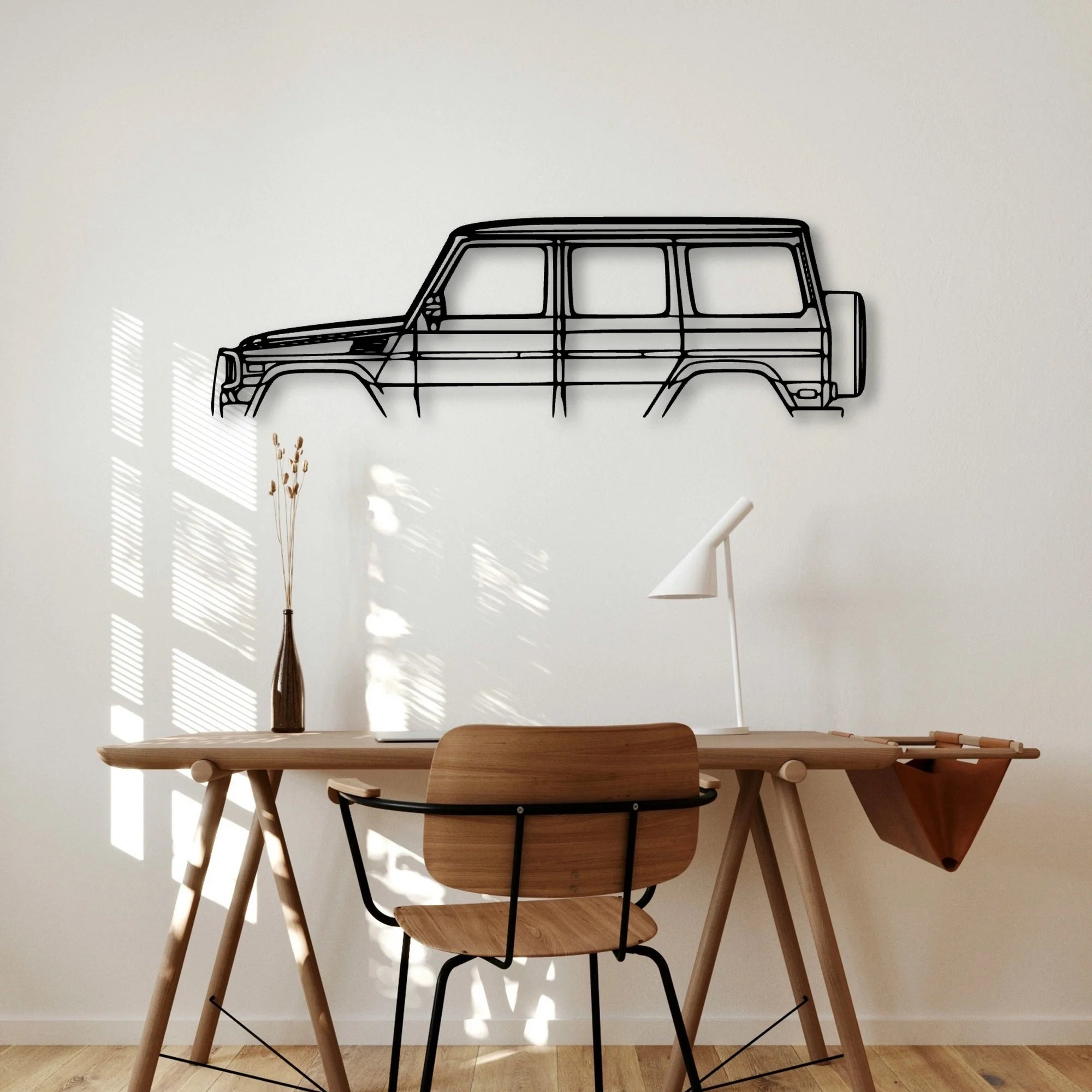 G550 2012 Classic Silhouette Metal Wall Art - Automotive Garage Decor