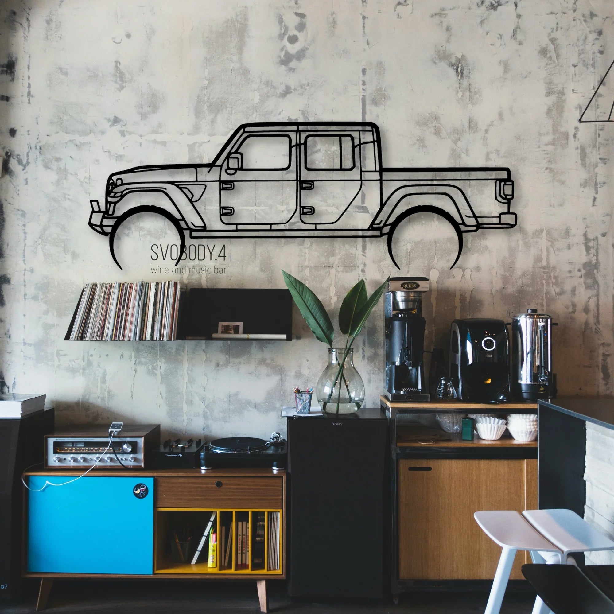 Gladiator 2 Classic Silhouette Metal Wall Art - Automotive Garage Decor