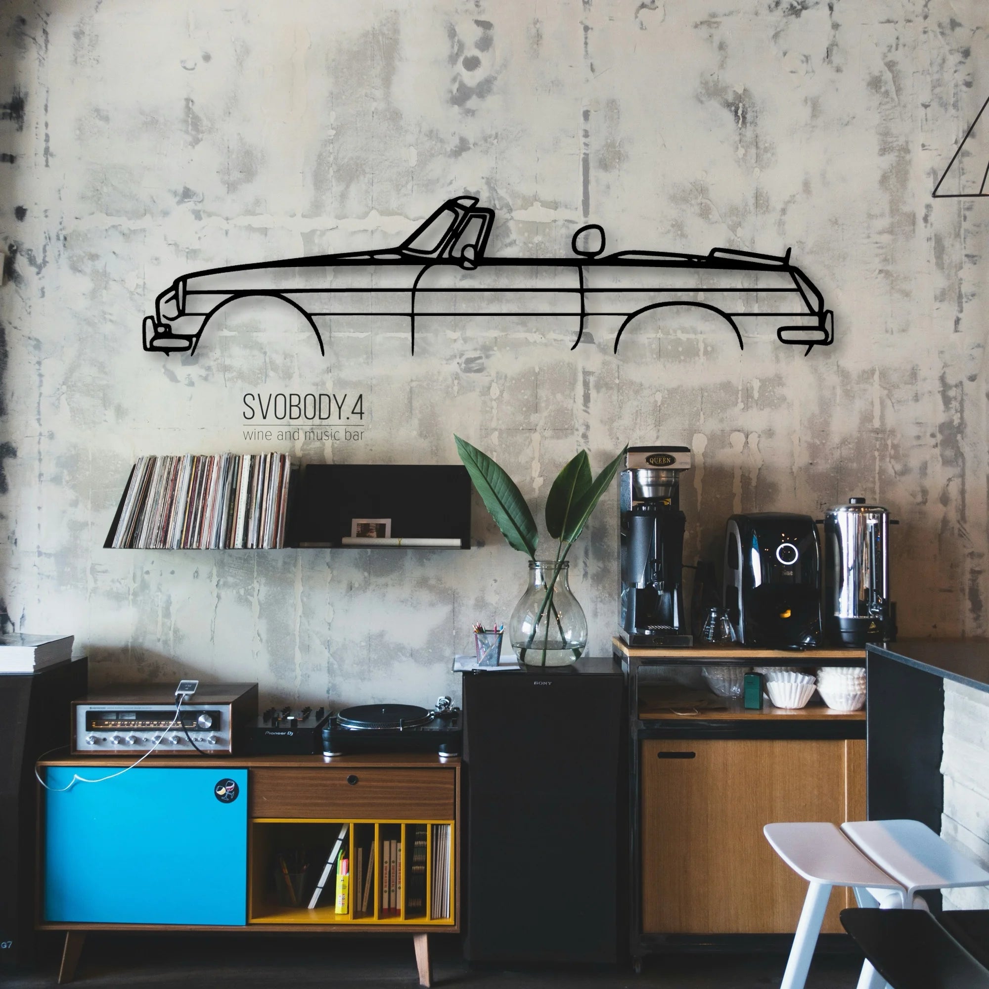 MGB Roadster 1972 Classic Silhouette Metal Wall Art - Automotive Garage Decor