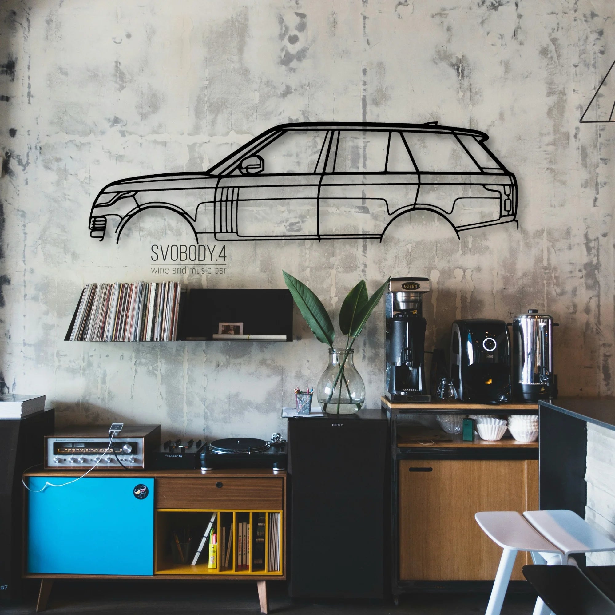 Range Vogue 2021 Classic Silhouette Metal Wall Art - Automotive Garage Decor