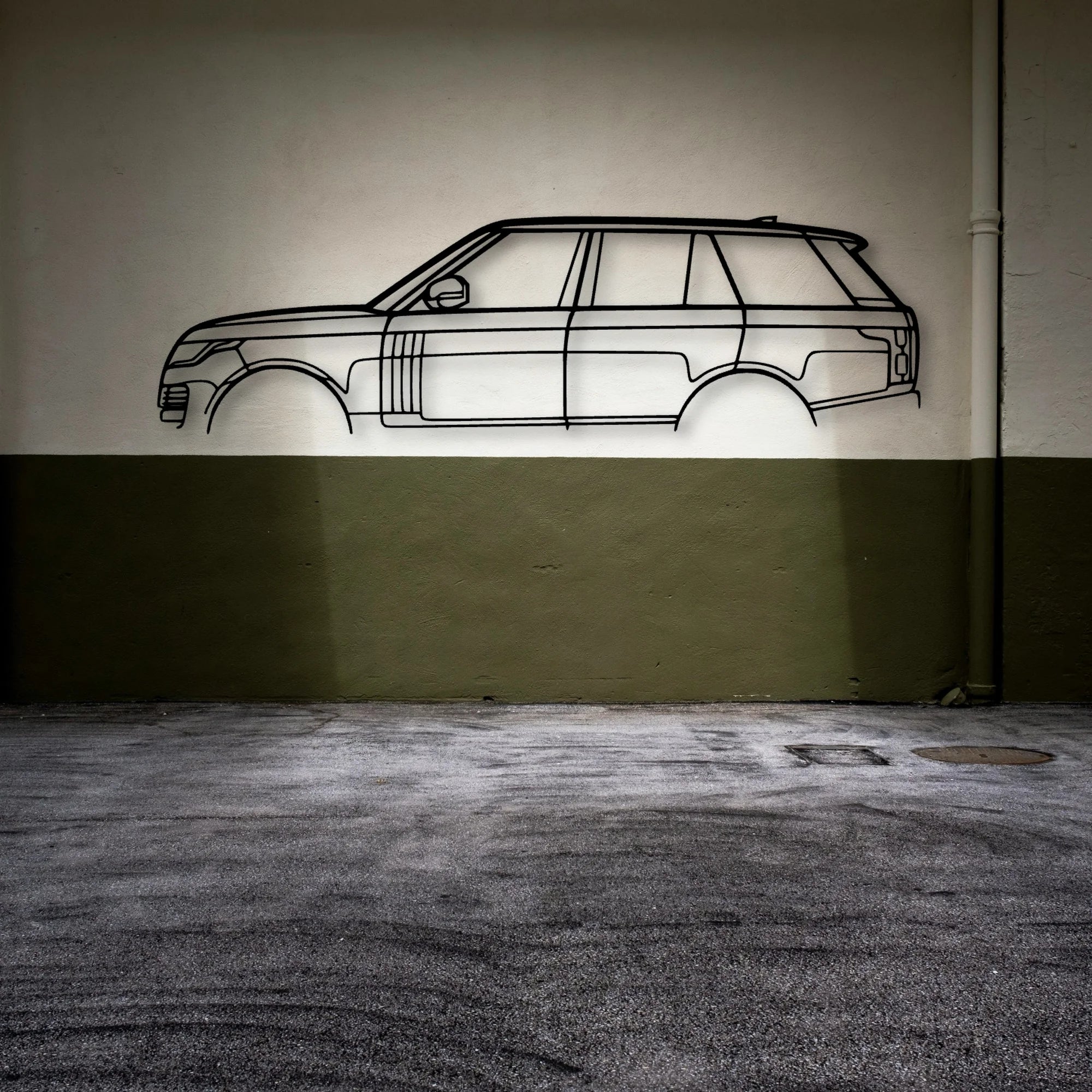 Range Vogue 2021 Classic Silhouette Metal Wall Art - Automotive Garage Decor