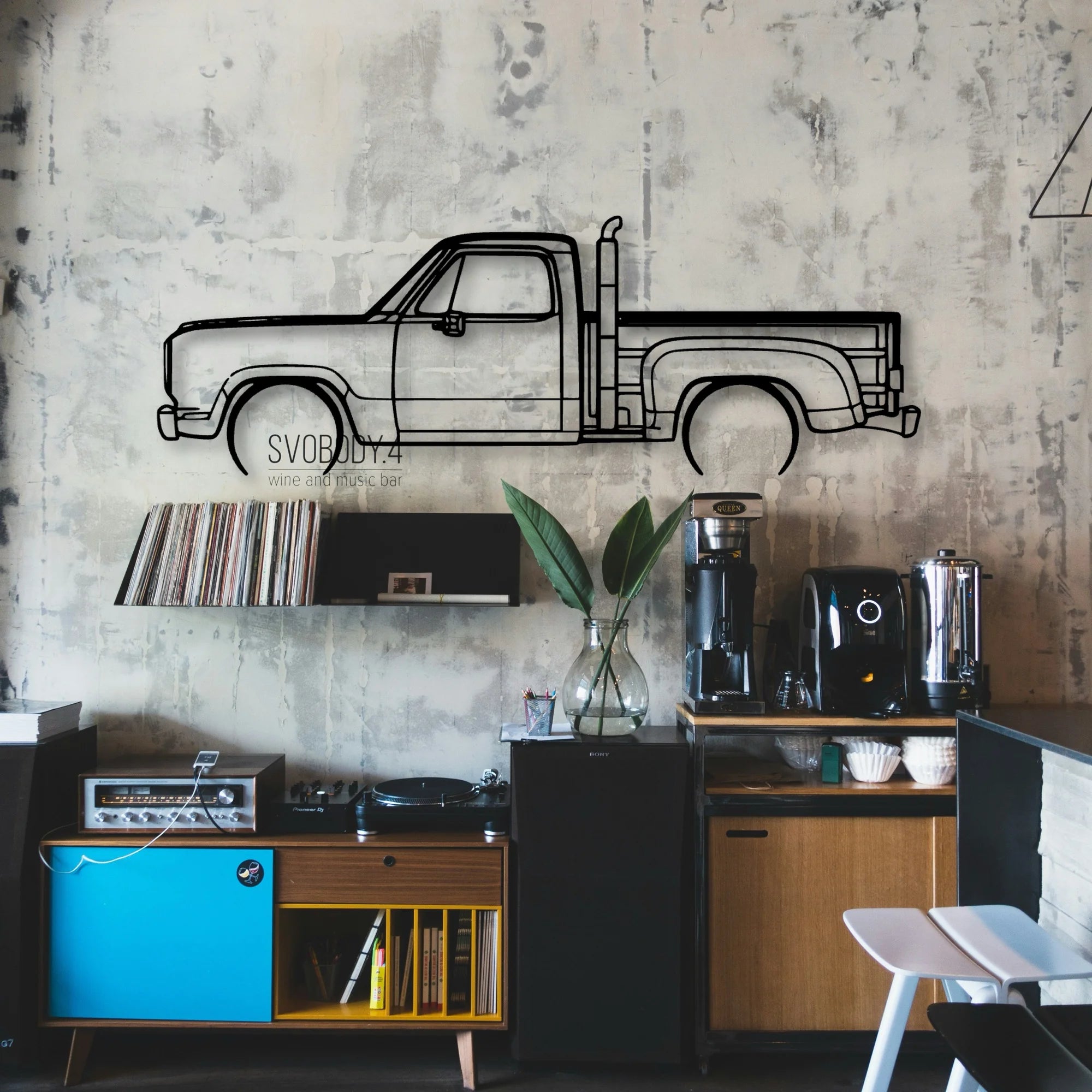 Red Express 1979 Classic Silhouette Metal Wall Art - Automotive Garage Decor