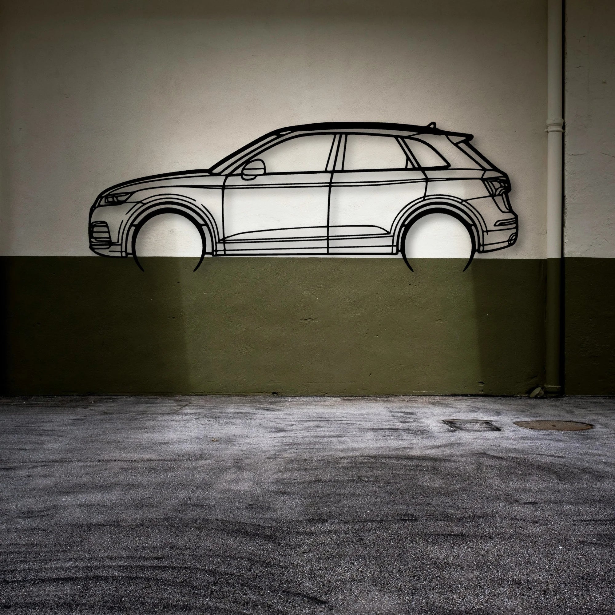 SQ5 2018 Classic Silhouette Metal Wall Art - Automotive Garage Decor
