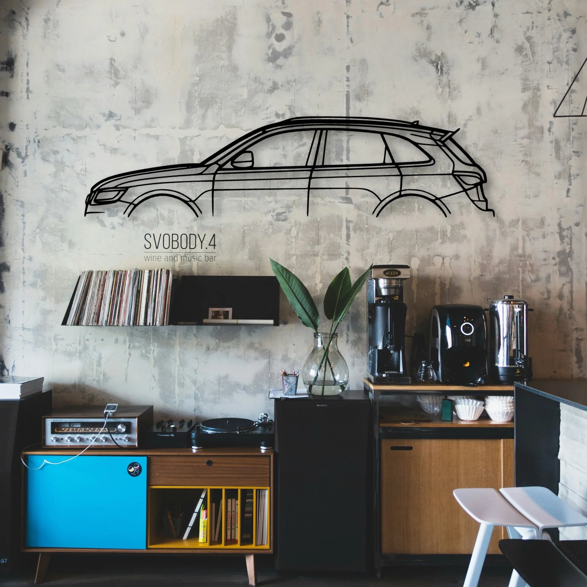 SQ5 2018 2 Classic Silhouette Metal Wall Art - Automotive Garage Decor
