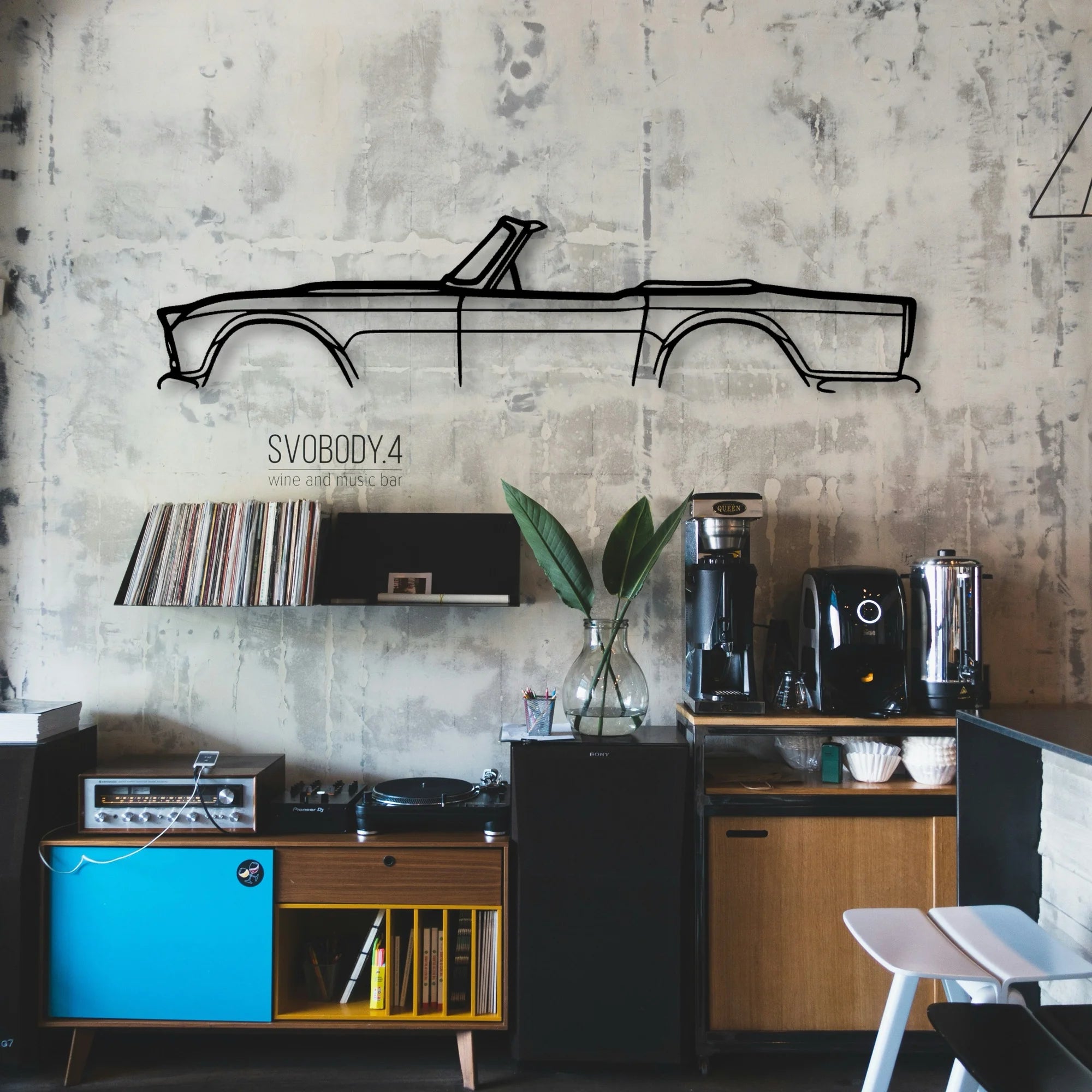 TR4 1965 Classic Silhouette Metal Wall Art - Automotive Garage Decor
