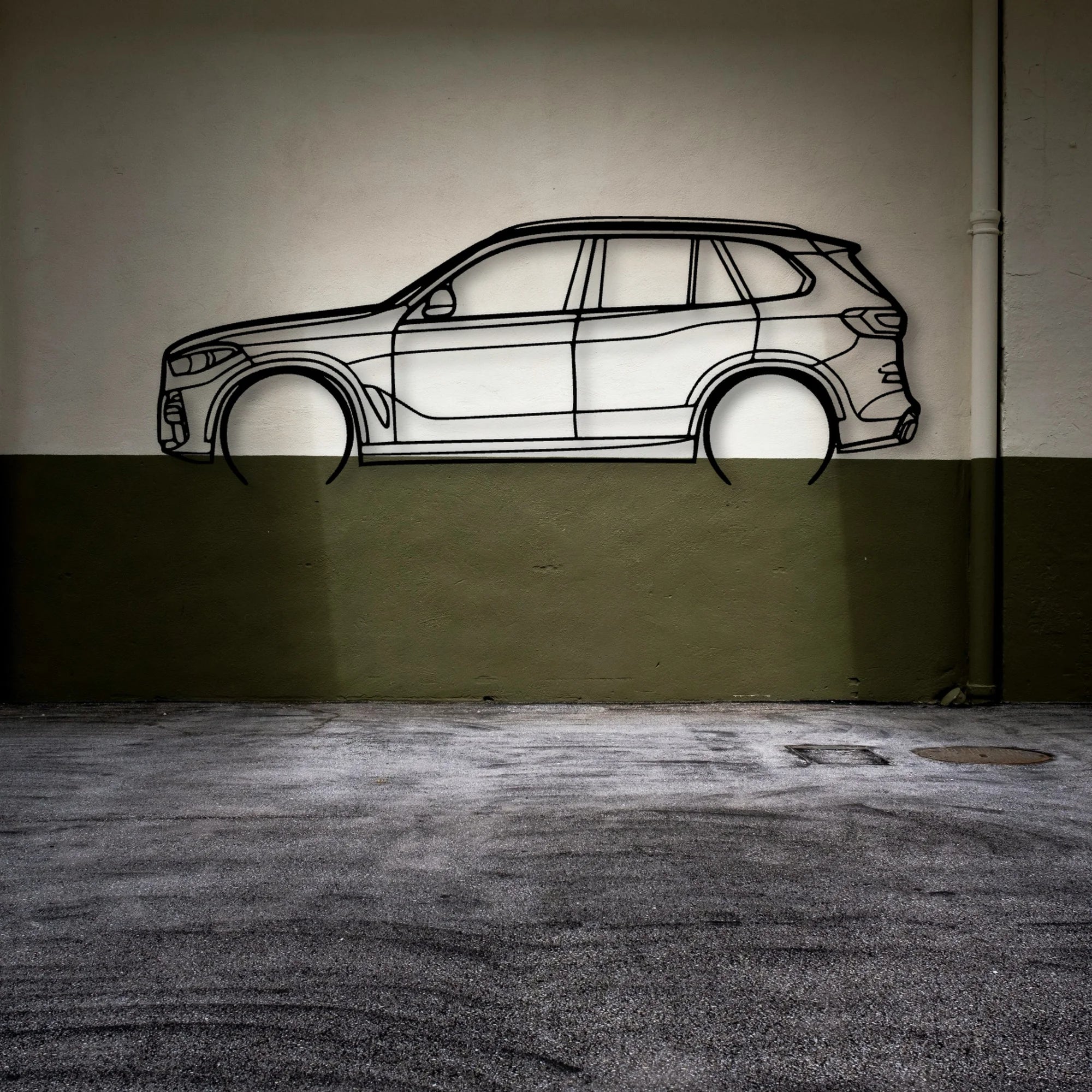 X5 G05 2 Classic Silhouette Metal Wall Art - Automotive Garage Decor