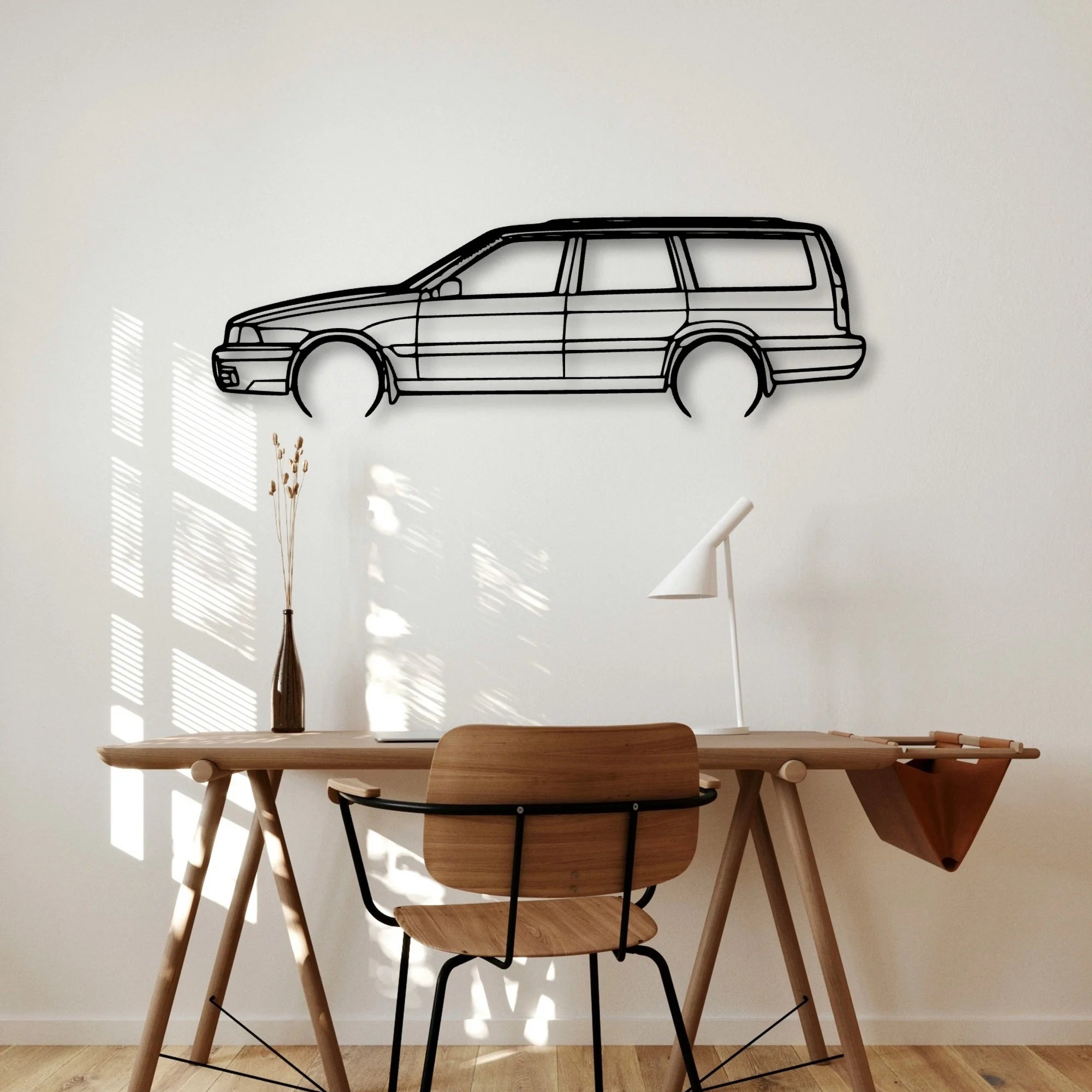 XC70 1999 Classic Silhouette Metal Wall Art - Automotive Garage Decor