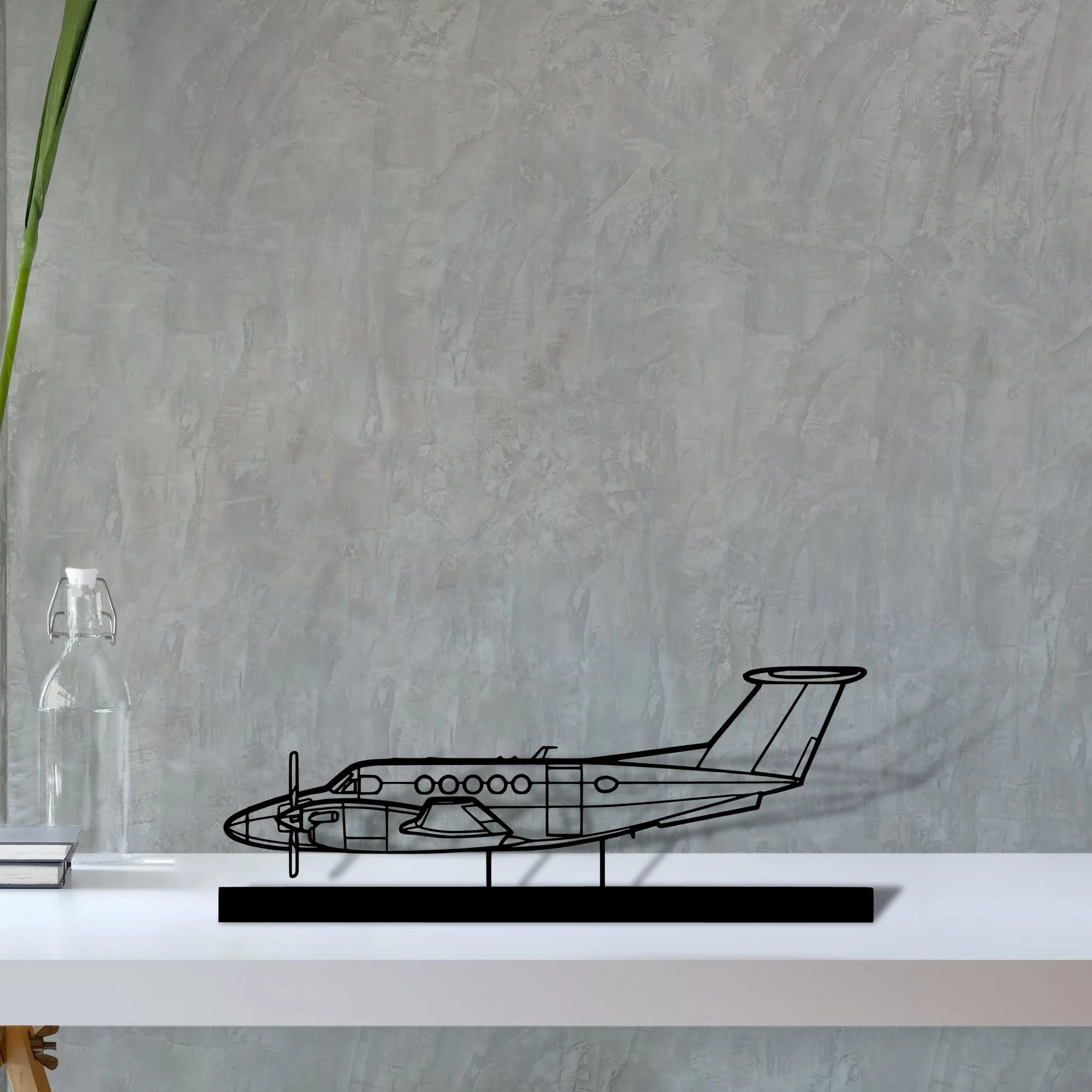 king-air-b200 Silhouette Metal Art Stand - Aero Silhouette