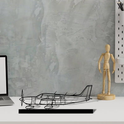 saratoga-pa-32 Silhouette Metal Art Stand - Aero Silhouette