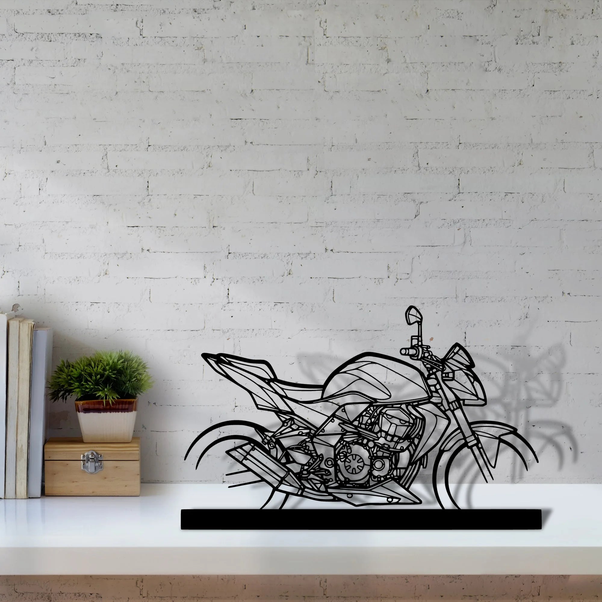 z750-2008-2 Silhouette Metal Art Stand - Aero Silhouette